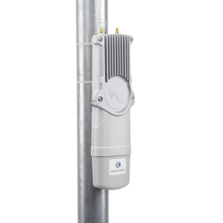 C009045B001A - Radio  Serie PTP450I Solución Punto a Punto conecterizado 900MHz