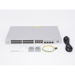 Switch administrable Capa 3, 24 puertos SFP 1G, 8 puertos Ethernet 1G Combo y 4 SFP+ 10G, gestión remota en la nube
