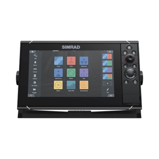 Pantalla de navegación NSS9 Evo3S, integra una ecosonda de 1 kW de potencia, receptor GPS de máxima sensibilidad, y conectividad inalámbrica.   