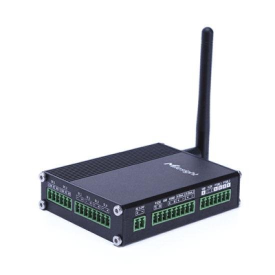 Controlador IoT Multifunción para Automatización, Monitoreo Remoto y Comunicación LoRaWAN