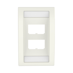 Placa de Pared Vertical Ejecutiva, Salida Para 4 Puertos Mini-Com, Con Espacios Para Etiquetas, Color Blanco Mate