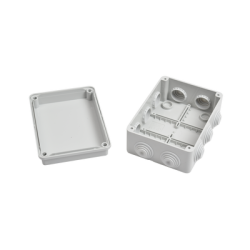 Caja de derivación de PVC Auto-extinguible con 10 entradas, tapa atornillada, 150x110x70 MM, Para Exterior (IP55)