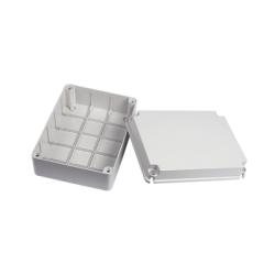 Gabinete de Plástico IP55 (190 X 240 X 95 mm). Protección EMI. Para Instalaciones Comerciales, Residenciales e Industriales. Incluye Tornillería para su Tapa. 