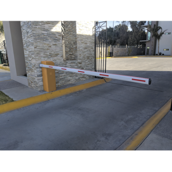 Barrera vehicular izquierda / Soporta brazo de hasta 3 m / Apertura en 1.5 s /Final de carrera ajustable por programación / Movimiento fluido / Diseño elegante color naranja