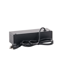 Tomacorriente de 4 Contactos (NEMA 5-15R) Voltaje Entrada/Salida: 120Vca/10A Max. Opción de Instalación en Escritorio o Pared