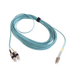 Jumper de Fibra Óptica Multimodo 50/125 XGLO OM3, LC-SC Duplex, OFNR, Color Aqua, 10 Metros