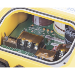 Controlador Universal  Solar  para Bombas CA, de 0.75HP - 1.0HP monofásica y hasta 1.5HP en trifásica 