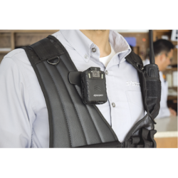 Body Camera para Seguridad / Hasta 32 Megapixeles / Video HD 3 Megapixel / Descarga de Video Automática / GPS Interconstruido / Pantalla LCD