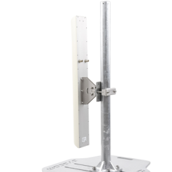 Antena Sectorial de 120° en 2.4 GHz, Ganancia de 15 dBi, Polarización Dual con Slant a 45°