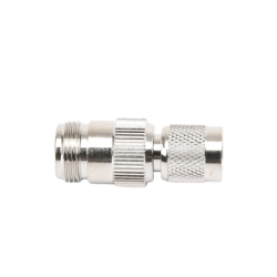 Adaptador en Línea, de Conector TNC Macho Inverso a N Hembra, Niquel/ Oro/ Teflón.