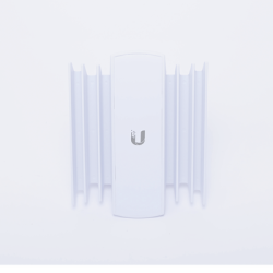 Antena sectorial asimétrica tipo HORN de 90 grados de apertura de 13 dBi, 5 GHz (5.150 - 5.850 MHz) para equipos PrismStation e IsoStation