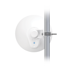 Cliente PtMP LTU™ Pro, 5 GHz (4.8 - 6-2 GHz) con antena integrada de 24 dBi