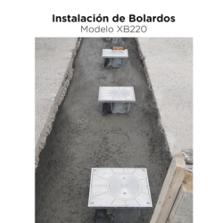 Bolardo neumático de acero inoxidable / 220 mm de diámetro / 750 mm de altura / acabado elegante con iluminacion led color rojo