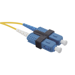 Jumper de Fibra Óptica Monomodo (OS2), XGLO, LC/UPC-SC/UPC Duplex, OFNR, Color Amarillo, 5 Metros